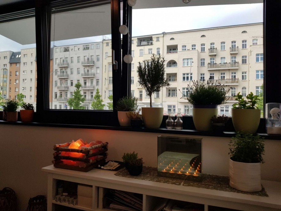 Bild aus dem Wohn und Esszimmer Wohnung Berlin