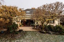 Hausansicht vom Garten Wundersch�nes Einfamilienhaus in ruhiger und sch�ner Lage Hamburgs!