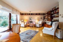 Hochparterre - Wohnzimmer Wundersch�nes Einfamilienhaus in ruhiger und sch�ner Lage Hamburgs!