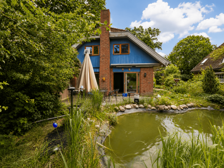 Ansicht Haus hinten Norderstedt Haus Haus in der Natur in Norderstedt!