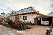Hausansicht vorne Wundersch�nes Einfamilienhaus in ruhiger und sch�ner Lage Hamburgs!